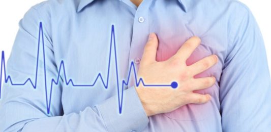 Dolore al petto: di cosa si può trattare? fitte al torace quando non è il cuore