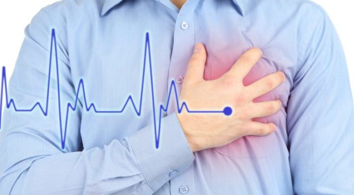 Dolore al petto: di cosa si può trattare? fitte al torace quando non è il cuore